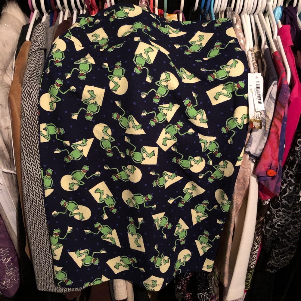 NWT Lularoe Kermit Cassie